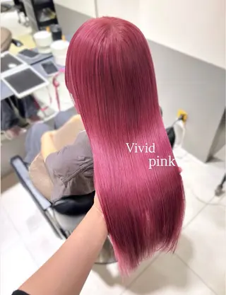 ロング カラー ハイトーン/ レイヤーカットyuiのヘアスタイル