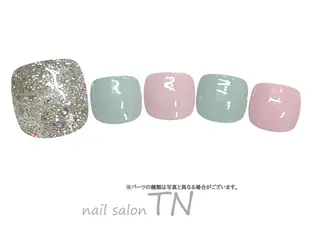 ネイル 矢川 まどかのネイルデザイン