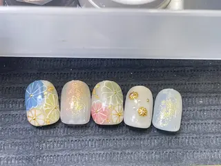 ネイル RINA 🌸のネイルデザイン