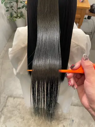 ロング veretta.香里園所属・筒井 沙祐奈のヘアスタイル