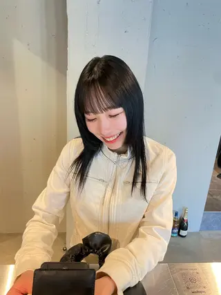 セミロング 透明感・美髪 monsoワニベユナのヘアスタイル