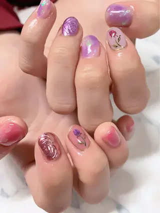 ネイル 菅野 愛花のネイルデザイン