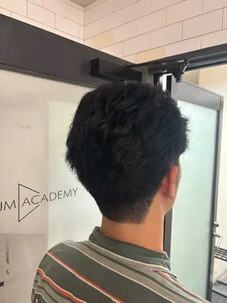 ショート ALBUM Academy成田楓のヘアスタイル
