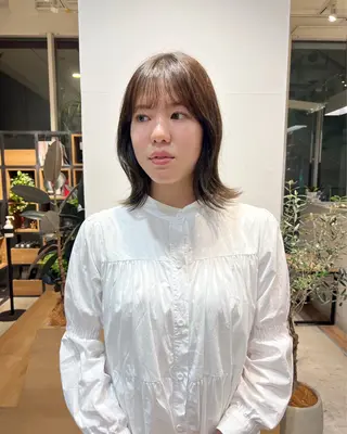 ミディアム SHEA.所属・表参道SHEA Am i／レイヤーカットのヘアスタイル