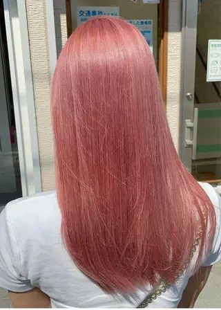 セミロング カラー Taku /ケアハイトーンのヘアスタイル