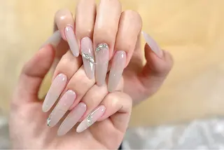 ロング Echo Nail Salonのネイルデザイン