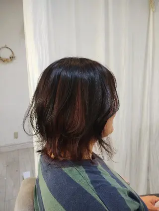 ショート カラー 土井 志歩のヘアスタイル