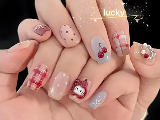 ネイル ラッキーネイルサロン 西川口東口店のネイルデザイン