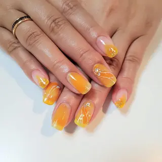 ネイル ネイル&フットケアサロンアイアムアイ所属・ネイリスト モリシタのネイルデザイン