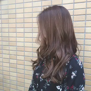 ロング カラー しのはら まどかのヘアスタイル