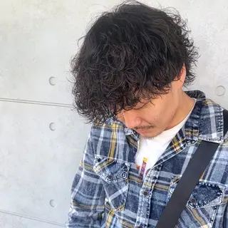 ショート パーマ メンズ メンズヘア特化 崎田 成人のヘアスタイル