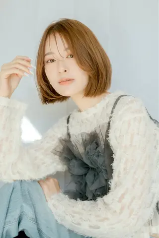ミディアム カラー 似合わせバランス得意 青野さくらのヘアスタイル
