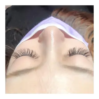 マツエク・マツパ まつげ屋さんLAPU所属・まつげ屋さんLAPU AYAKAのマツエク・マツパデザイン