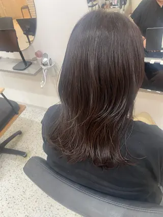 セミロング memories【メモリーズ】所属・🌐🪬髪質改善 クサウラ ケンのヘアスタイル