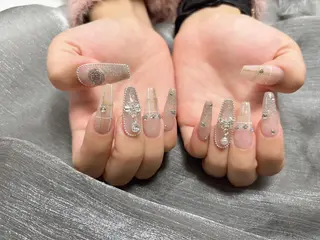 ネイル ひまわり 🌻Miharuのネイルデザイン