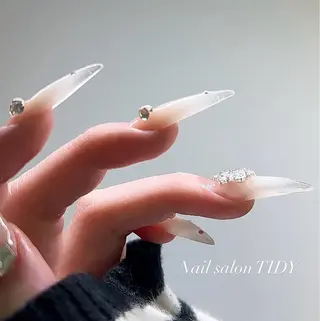 ネイル TIDY M&Mのネイルデザイン