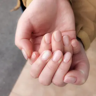 ネイル salon de clea (クレア)所属・秋山 あゆみのネイルデザイン