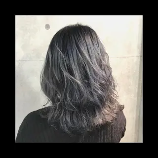 ミディアム 及川シゲル 髪質改善講師のヘアスタイル