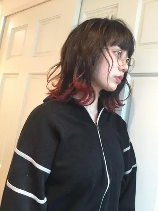 ミディアム カラー ホワイト&レイヤーカ ットエクステ長畠俊輔のヘアスタイル