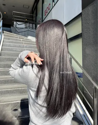 ロング カラー 大野 桃果のヘアスタイル