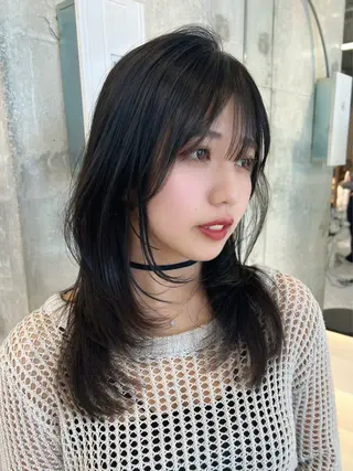 セミロング 地毛風縮毛矯正 ☘️松井　傑のヘアスタイル
