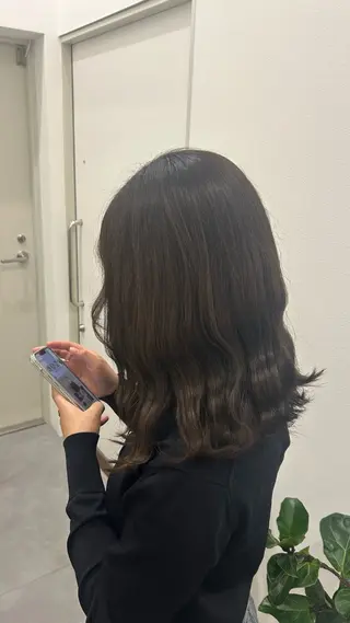 ミディアム みゆき/透明感カラー /カラー特化のヘアスタイル