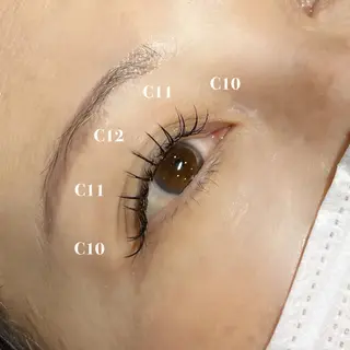 マツエク・マツパ シュモレフェリーク所属・🍑 MOMOのマツエク・マツパデザイン