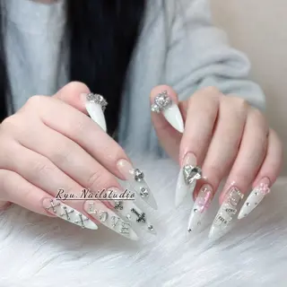 ネイル Ryu Nail Studio所属・Ryu Nail 新大久保のネイルデザイン