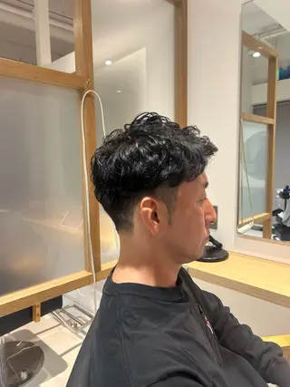 パーマ メンズ 佐藤 嶺のヘアスタイル