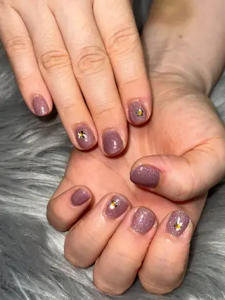 ネイル Momoka 🍑🎀のネイルデザイン