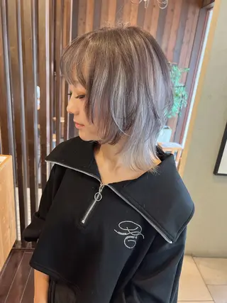 セミロング カラー 具志 正太のヘアスタイル