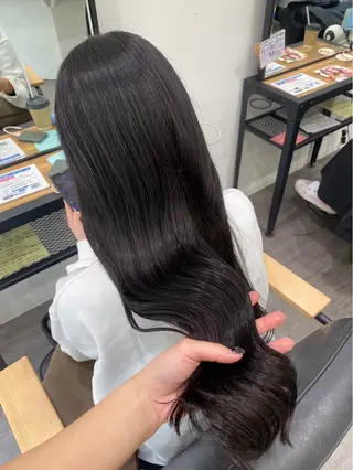ロング みゆ/カラー モデル募集中🎀🤍のヘアスタイル