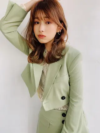 ミディアム 鎌倉 彩のヘアスタイル