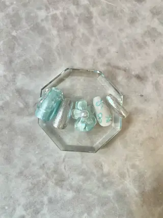 ネイル 吉永 佑香のネイルデザイン