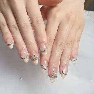 ショート 28ネイル フェンのネイルデザイン