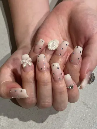 ネイル Zir nail所属・zir nail💙 shikakuraのネイルデザイン