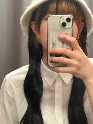 ロング ヘアアレンジ 縮毛•ハイトーン Runaのヘアスタイル