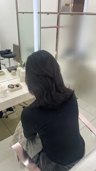 ミディアム 松田 佑月のヘアスタイル