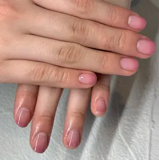 ネイル HENECY💞 SHIERIのネイルデザイン