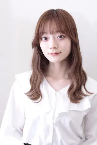 セミロング パーマ 須賀 一美のヘアスタイル