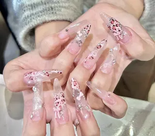 ネイル D-BEAUTY Nailsalonのネイルデザイン