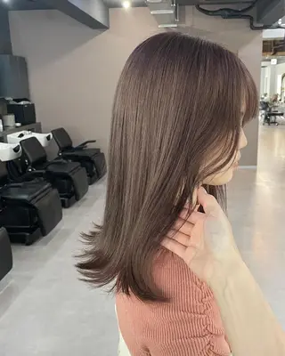 ロング カラー ミルクティーベージュ ❤︎レイヤー　MIAのヘアスタイル