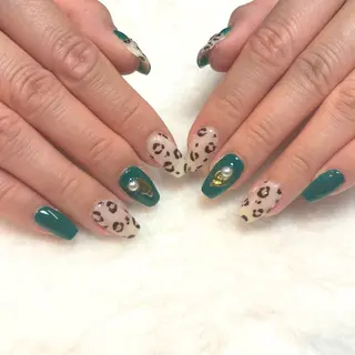 ネイル BOTA NAIL 🪽UMIのネイルデザイン