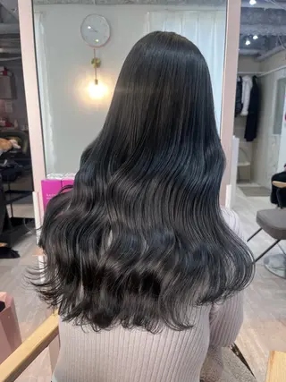 ロング カラー Hina🐣 elubylovisのヘアスタイル