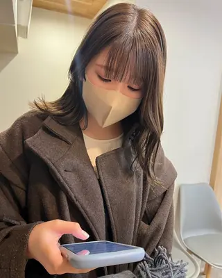 ミディアム カラー トレンドと似合わせ/ マンツーマン/西上楓のヘアスタイル