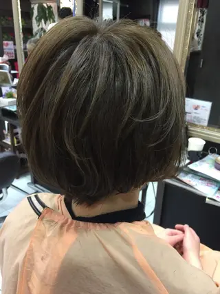 ショート カラー 韓国ヘア✨グレージュ カラーasamiのヘアスタイル