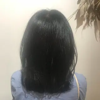 セミロング カラー ボブ/透明感カラー 岸本涼奈のヘアスタイル