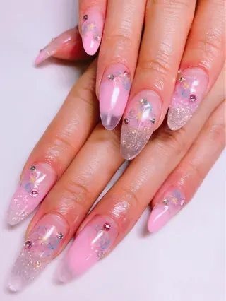 ネイル bijou所属・相馬 礼菜のネイルデザイン