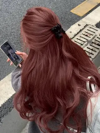 ロング カラー トレンド暖色ヘア♥️ miu♥️のヘアスタイル
