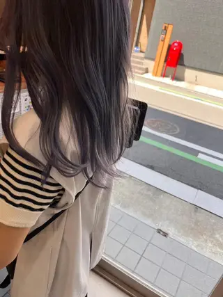 ロング カラー ❣️ハイトーン❣️ BLUE&Co.のヘアスタイル